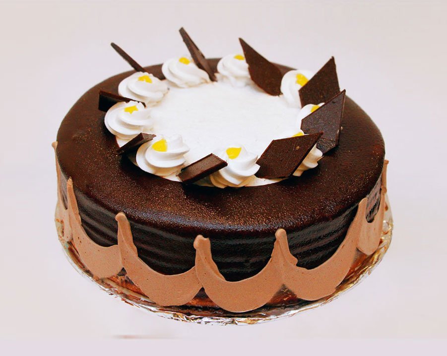 Chocolate Cake Decoration | 1 Pound chocolate Decorations | How make  chocolate cake - YouTube